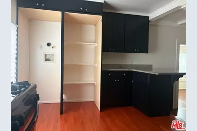 1529 5th Ave, Los Angeles, CA 90019 - Photo 23