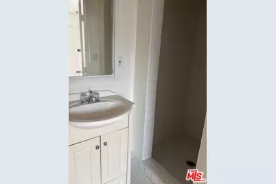 1529 5th Ave, Los Angeles, CA 90019 - Photo 13
