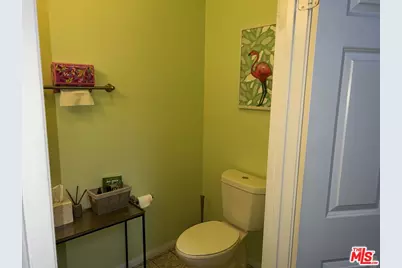 12452 Sonoma Dr, Pacoima, CA 91331 - Photo 13