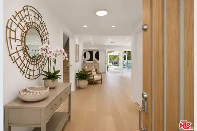 5220 Melvin Ave, Los Angeles, CA 91356 - Photo 5
