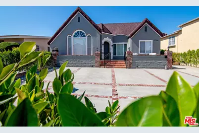 5761 W Olympic Blvd, Los Angeles, CA 90036 - Photo 1