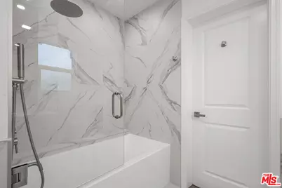 1477 Beverwil Dr, Los Angeles, CA 90035 - Photo 9