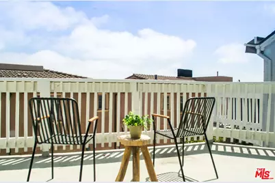 228 S Irena Ave #E, Redondo Beach, CA 90277 - Photo 5
