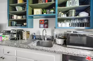 7129 Coldwater Canyon Ave, North Hollywood, CA 91605 - Photo 3