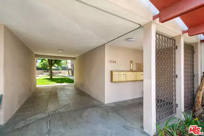 7129 Coldwater Canyon Ave #10, North Hollywood, CA 91605 - Photo 17
