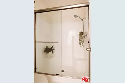 2018 Griffith Park Blvd #116, Los Angeles, CA 90039 - Photo 19