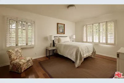 949 N Norman Pl, Los Angeles, CA 90049 - Photo 13