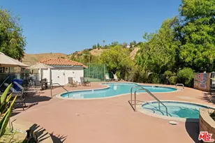 5932 Ruthwood Dr, Calabasas, CA 91302 - Photo 35