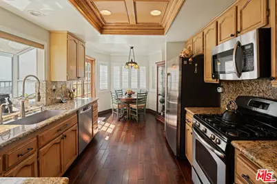 5932 Ruthwood Dr, Calabasas, CA 91302 - Photo 9