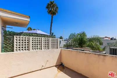 1319 N Detroit St #Ph1, Los Angeles, CA 90046 - Photo 29