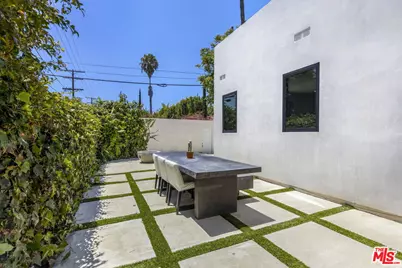 713 N Sierra Bonita Ave, Los Angeles, CA 90046 - Photo 43