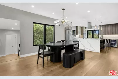 713 N Sierra Bonita Ave, Los Angeles, CA 90046 - Photo 11