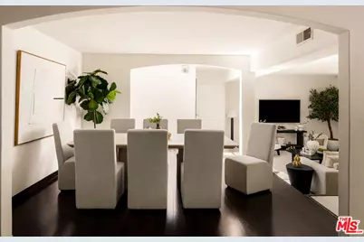 10216 Cielo Dr, Los Angeles, CA 90210 - Photo 11