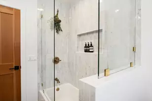 2940 11th Ave, Los Angeles, CA 90018 - Photo 27