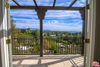 2480 Briarcrest Rd, Los Angeles, CA 90210 - Photo 31