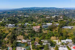 2480 Briarcrest Rd, Los Angeles, CA 90210 - Photo 37