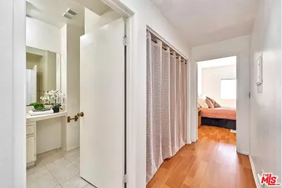 431 S Kingsley Dr #205, Los Angeles, CA 90020 - Photo 21