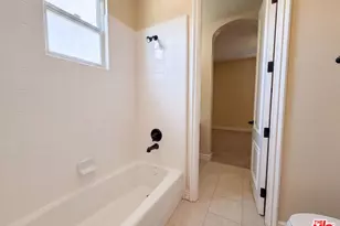 15003 Live Oak Springs Canyon Rd, Santa Clarita, CA 91387 - Photo 21