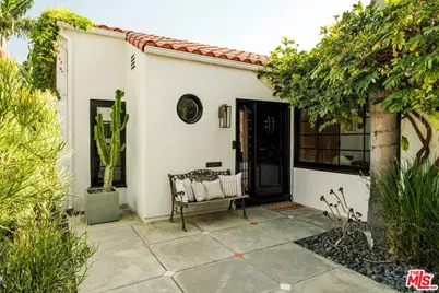 331 N Kilkea Dr, Los Angeles, CA 90048 - Photo 3