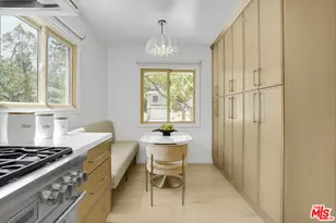 2148 Hillsboro Ave, Los Angeles, CA 90034 - Photo 9