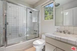 1041 Chantilly Rd, Los Angeles, CA 90077 - Photo 13