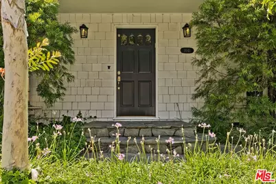 1041 Chantilly Rd, Los Angeles, CA 90077 - Photo 21