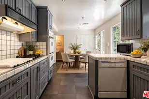 1041 Chantilly Rd, Los Angeles, CA 90077 - Photo 5