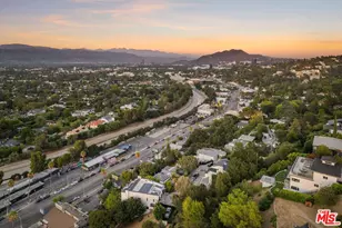 11698 Picturesque Dr, Studio City, CA 91604 - Photo 35