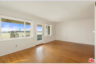 32 5th Pl, Long Beach, CA 90802 - Photo 5