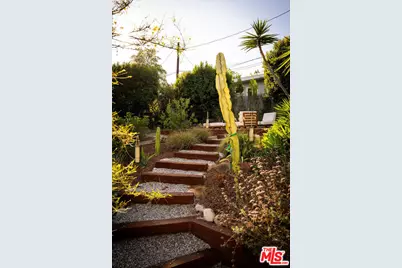 3895 Fredonia Dr, Los Angeles, CA 90068 - Photo 43