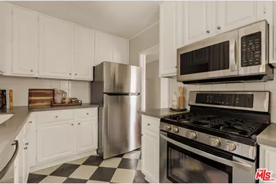 2264 29th St #A, Santa Monica, CA 90405 - Photo 5