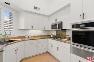 390 S Sepulveda Blvd, Los Angeles, CA 90049 - Photo 13