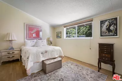 54 Robin Hood Pl, Westlake Village, CA 91361 - Photo 25