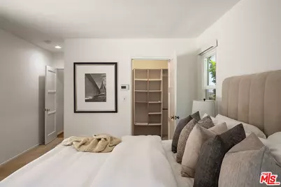 14022 Margate St, Los Angeles, CA 91401 - Photo 29