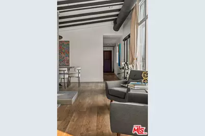 22505 Macfarlane Dr, Los Angeles, CA 91364 - Photo 11