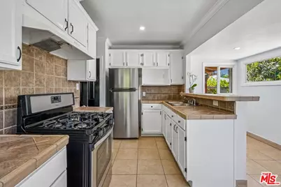 901 W Brazil St, Compton, CA 90220 - Photo 13
