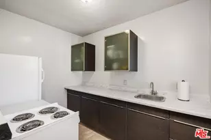 10525 Tennessee Ave, Los Angeles, CA 90064 - Photo 33