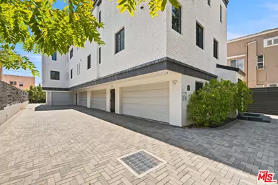 1348 S Burnside Ave #4, Los Angeles, CA 90019 - Photo 27
