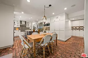 11662 Duque Dr, Studio City, CA 91604 - Photo 13