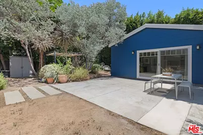 124 S Hobart Blvd, Los Angeles, CA 90004 - Photo 21