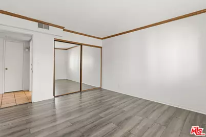 5414 Newcastle Ave #19, Los Angeles, CA 91316 - Photo 19