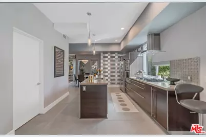 1250 N Harper Ave #302-A, Los Angeles, CA 90046 - Photo 9