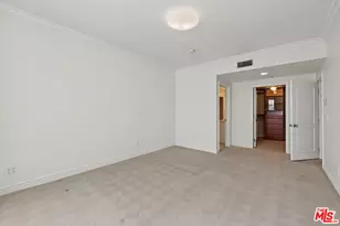 430 N Oakhurst Dr, Beverly Hills, CA 90210 - Photo 27
