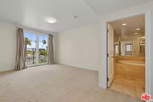 430 N Oakhurst Dr, Beverly Hills, CA 90210 - Photo 25