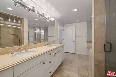 430 N Oakhurst Dr #Ph406, Beverly Hills, CA 90210 - Photo 29