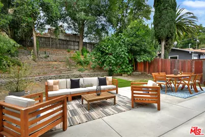 22522 Avenue San Luis, Woodland Hills, CA 91364 - Photo 33