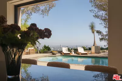 8540 Hedges Way, Los Angeles, CA 90069 - Photo 5