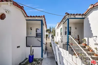 231 Isabel St, Los Angeles, CA 90065 - Photo 23