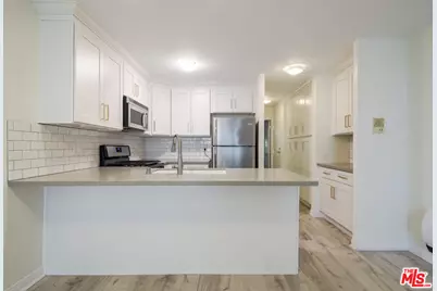 22 Navy St #103, Venice, CA 90291 - Photo 9