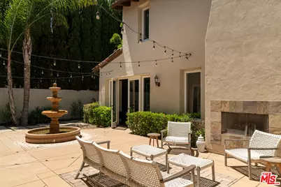 5315 Louise Ave, Los Angeles, CA 91316 - Photo 27
